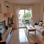 Apartment Lovely 2 Bedroom Close To Castle. Denia