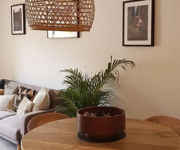 Lovely 2 Bedroom Close To Castle. Apartment Denia